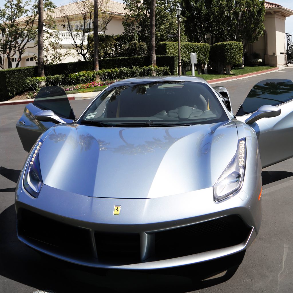 How much does it cost to rent a Ferrari for a day
